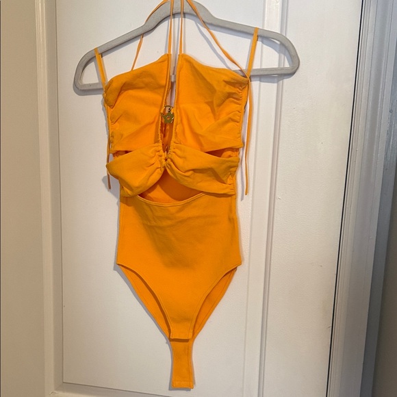 Sandro - Picture 2 of 4